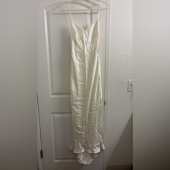 Shona Joy Dresses & Skirts - Shona Joy La Lin Low Back Gown